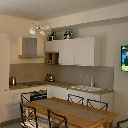 Annachiara Apartment *